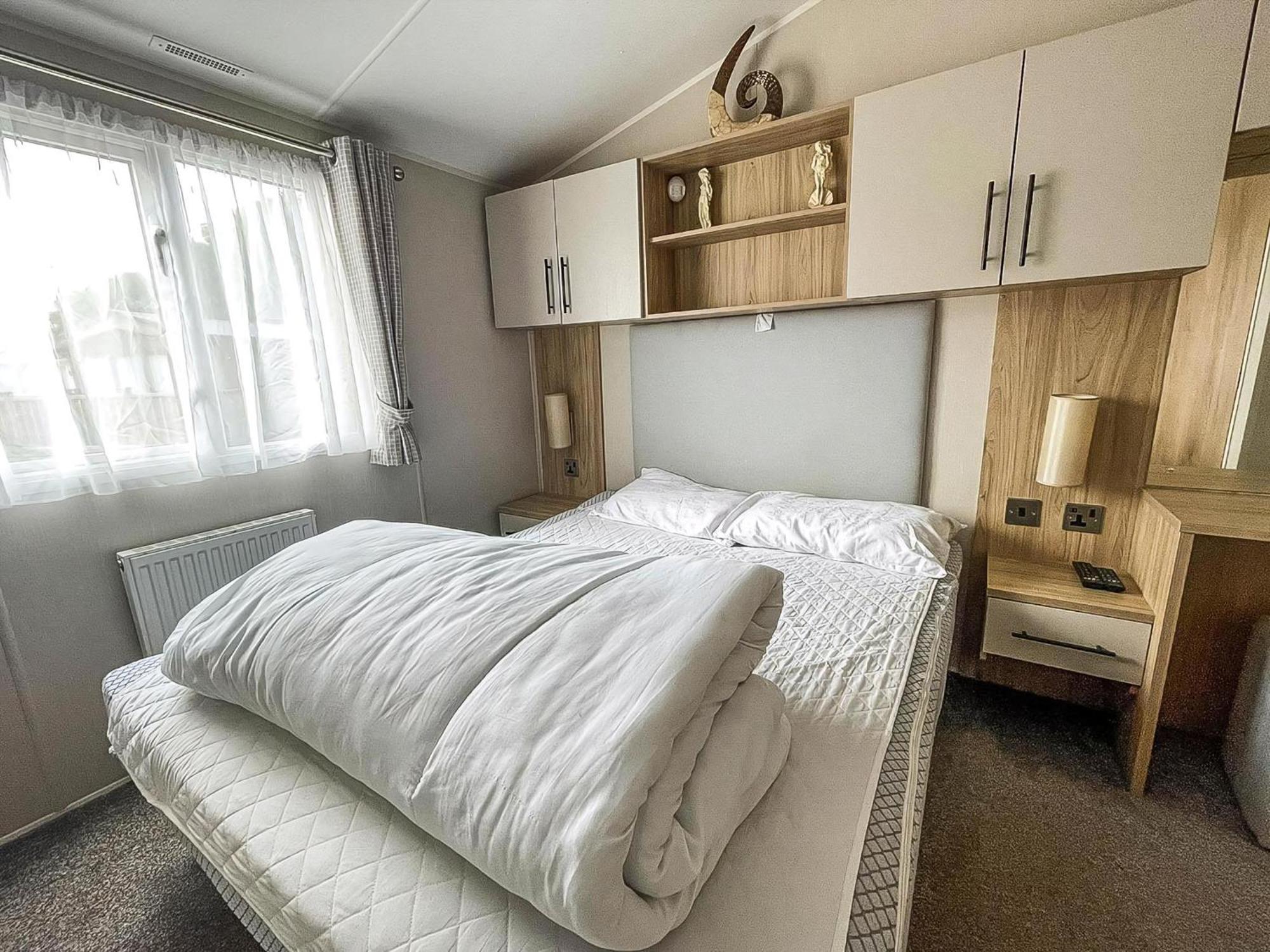 לואסטופט Beautiful Caravan For Hire With A Partial Sea View In Suffolk Ref 32042Az מראה חיצוני תמונה