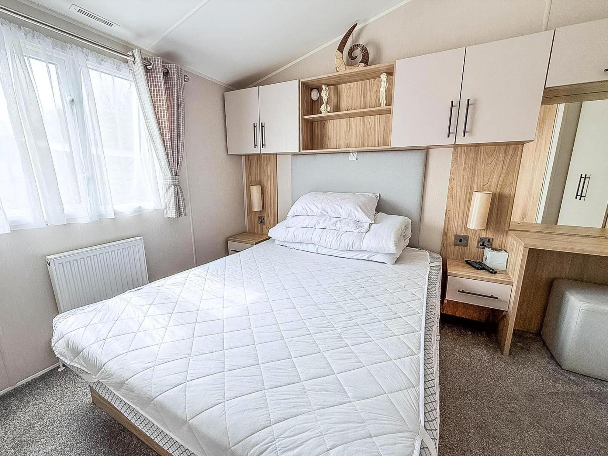 לואסטופט Beautiful Caravan For Hire With A Partial Sea View In Suffolk Ref 32042Az מראה חיצוני תמונה